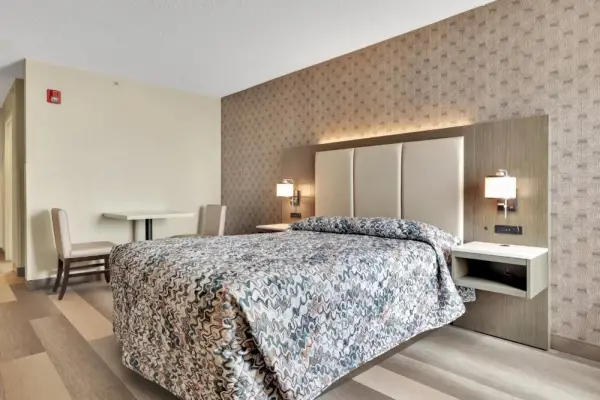 Horizon Inn 8